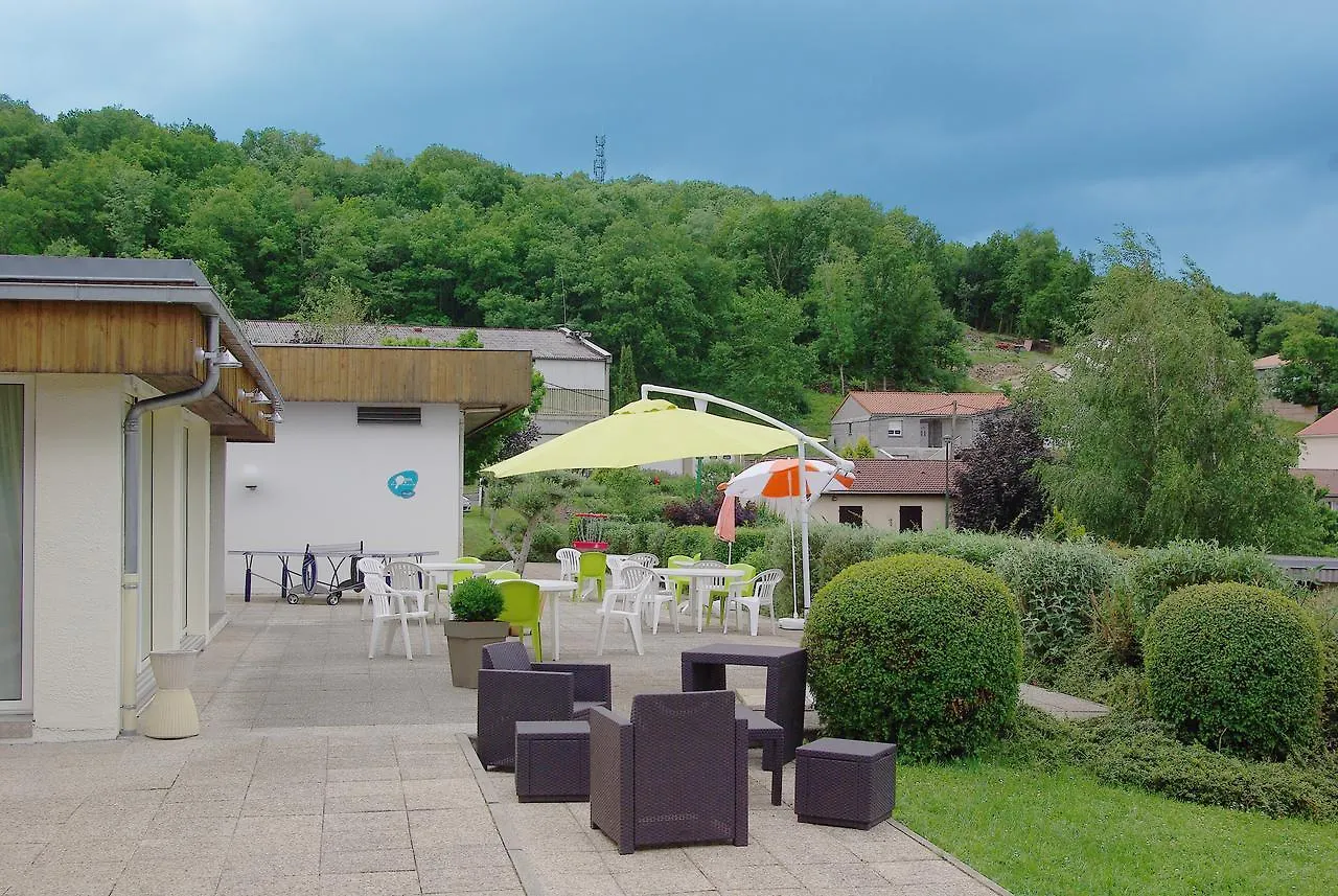** Tatil parkı Vvf Montpeyroux Auvergne Parent Fransa